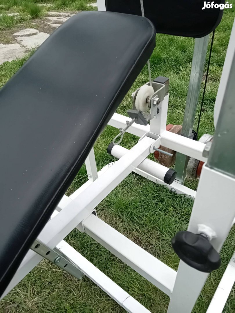 Tápiószelétől 1. 5 órára edzőgép eladó! Kilós