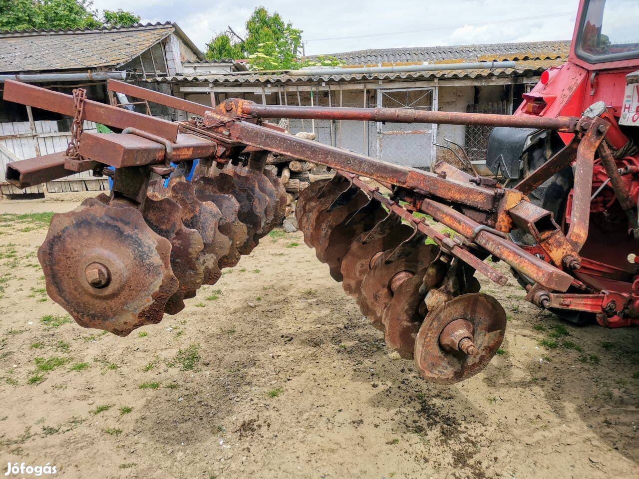 Tárcsa + Rögtörő Eladó!