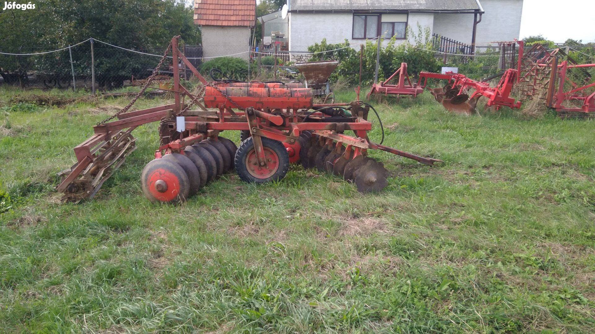 Tárcsa eladó