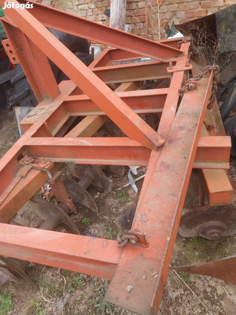 Tárcsa,vetögép,kombinátor elado