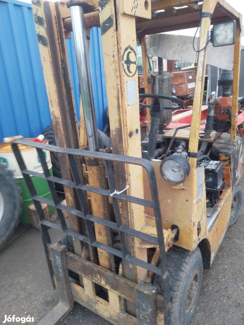 Targonca 1.5T jo motorral,uj gumikkal elado