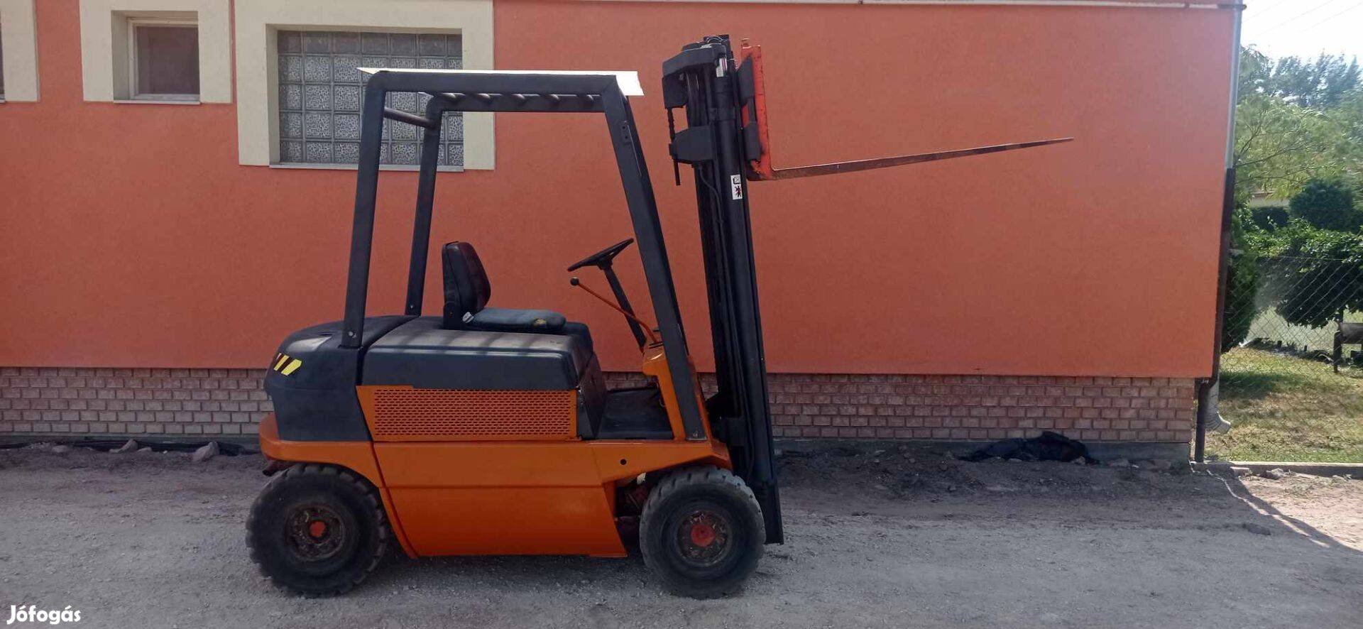 Targonca, Linde, magas emelésű,