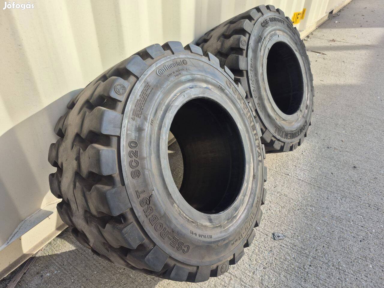 Targonca ajakos tömör gumiabroncs 315/45-12 Continental újszerű 2 db