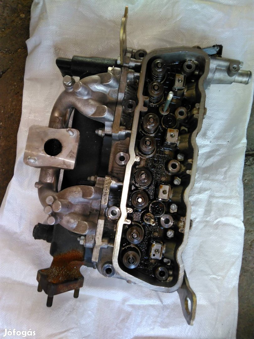 Targonca hengerfej K25 Nissan 