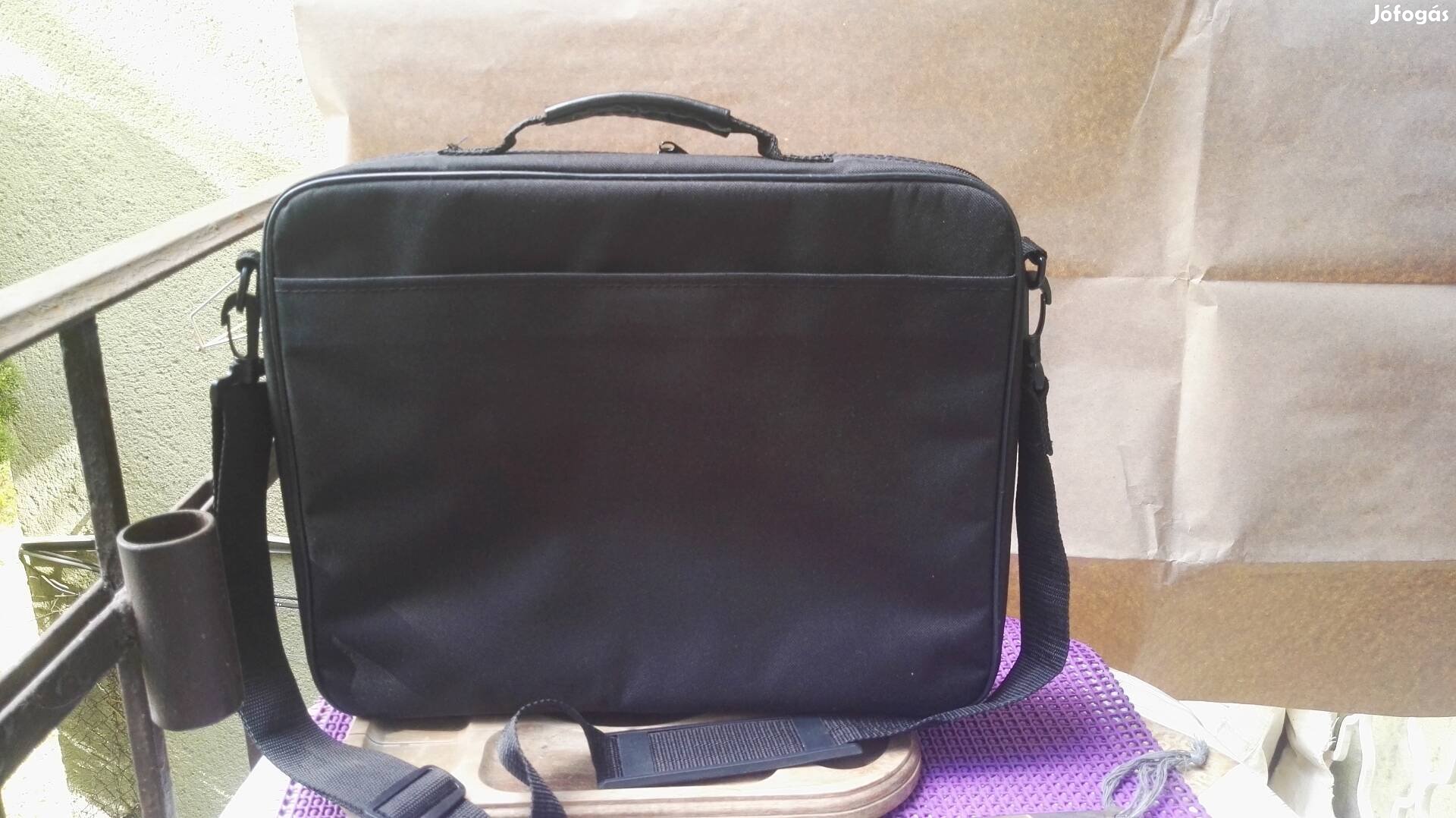 Targus 300-70 laptoptáska 15-15.6" laptopokhoz