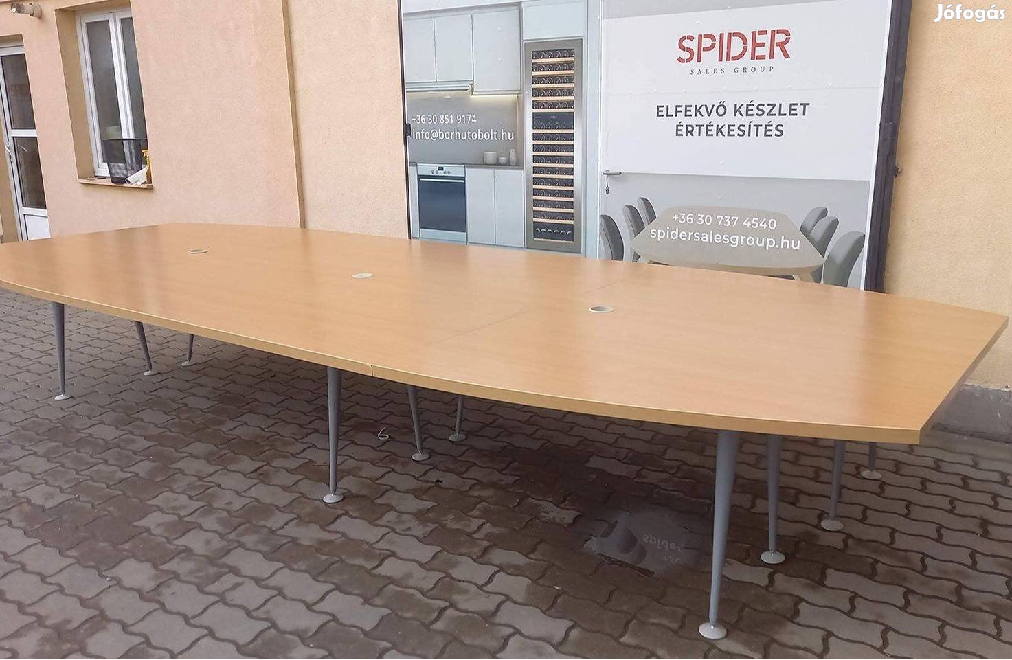 Tárgyalóasztal, konferencia asztal, 474x180cm, használt irodabútor