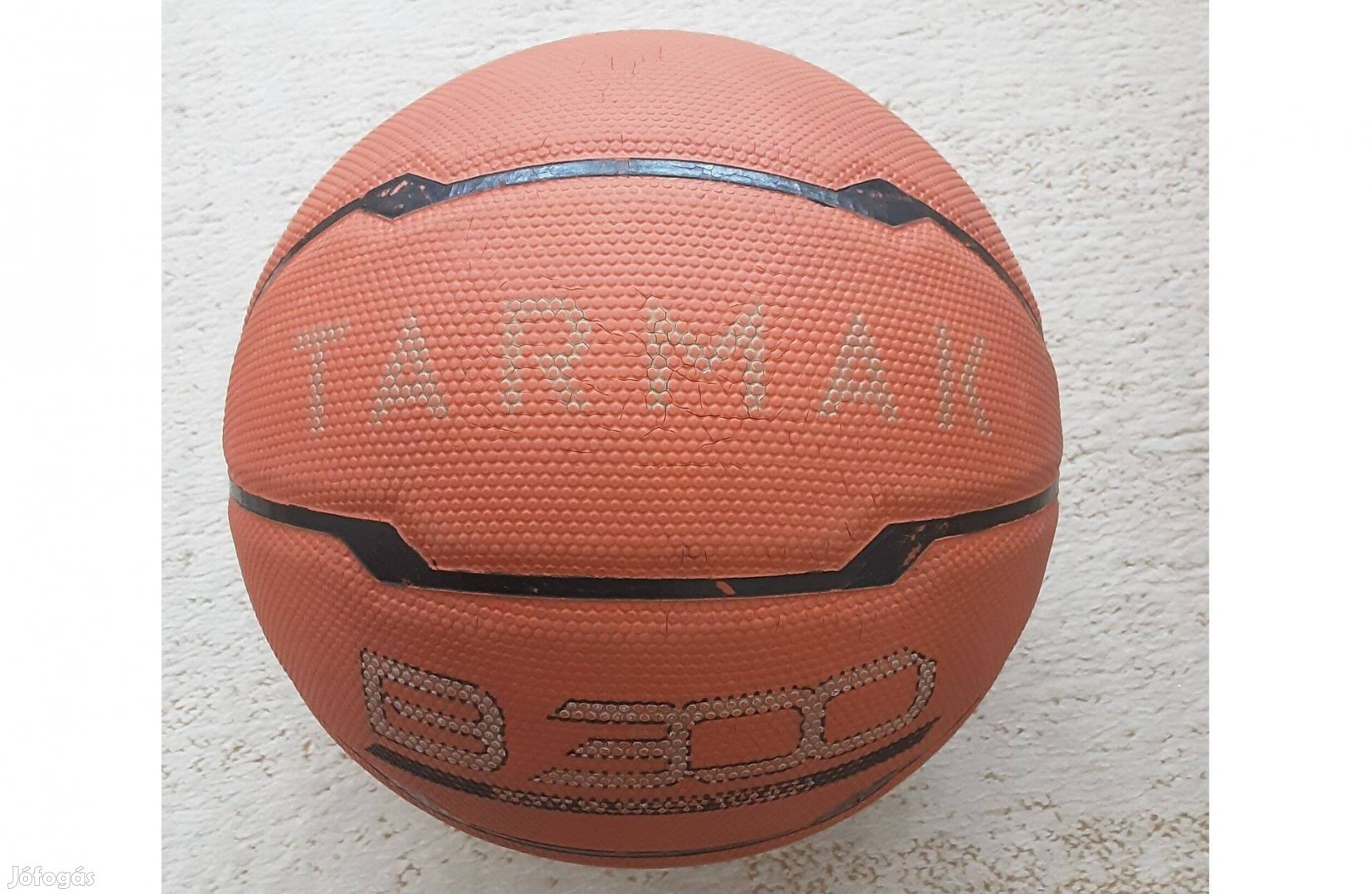 Tarmak B300 kosárlabda (7-es méret)