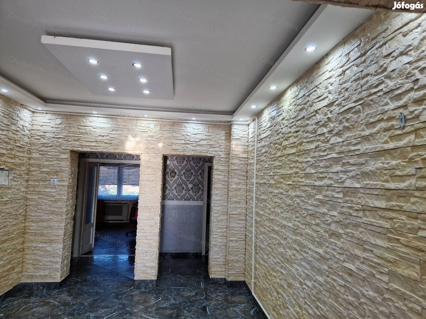 Tarnaörsön a központban, 93 nm-es, 3 szobás családi ház eladó