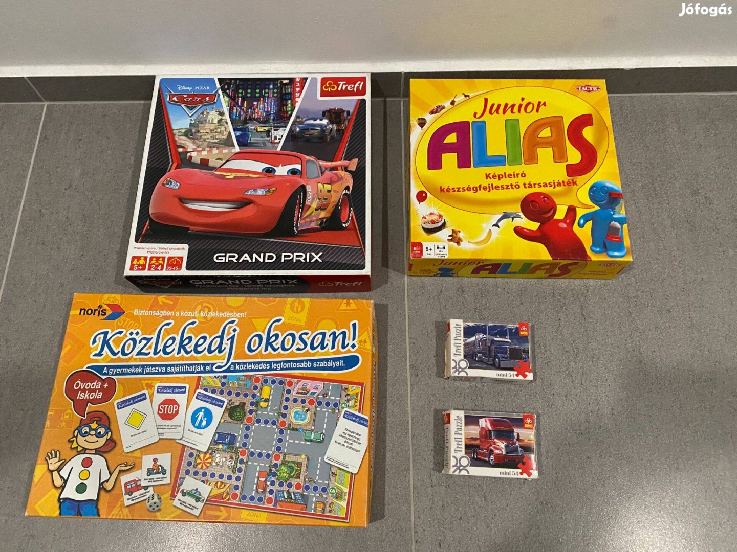 Társas csomag kisebbeknek puzzle társas