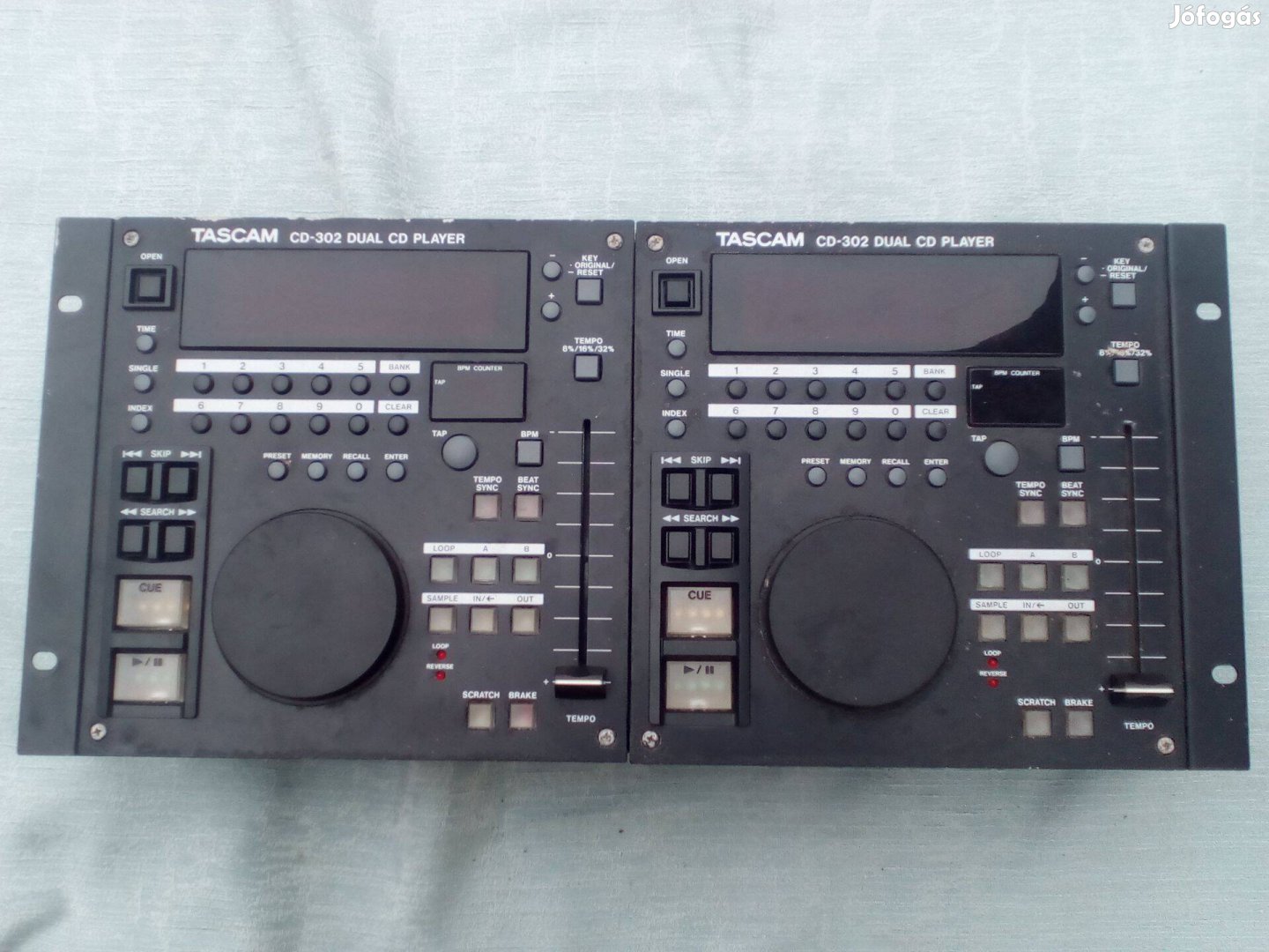 Tascam cd-302 dual cd player