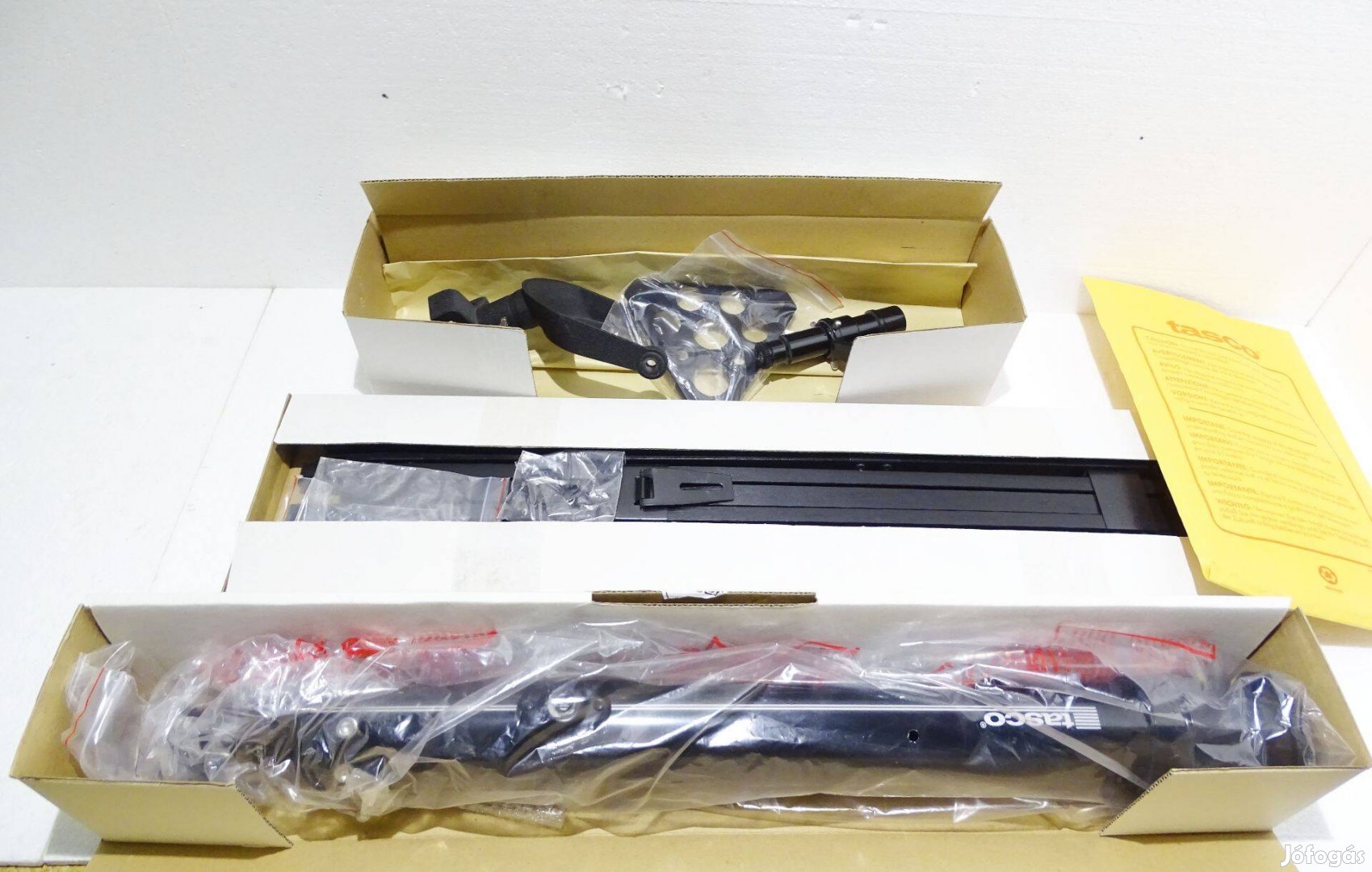 Tasco 302048 teleszkóp állvánnyal gyári dobozában papírjával