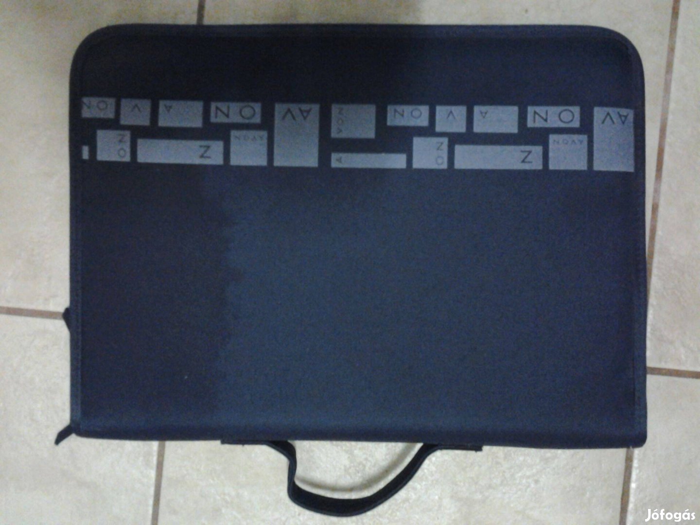 Táska eladó Nyíregyházán Nyíregyházán ingyenes átvétellel