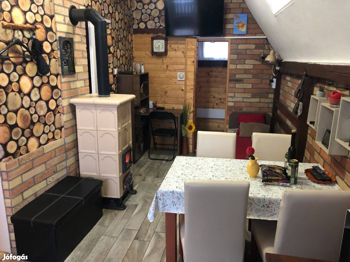 Tass Vízparti Nádfedeles Vendégház