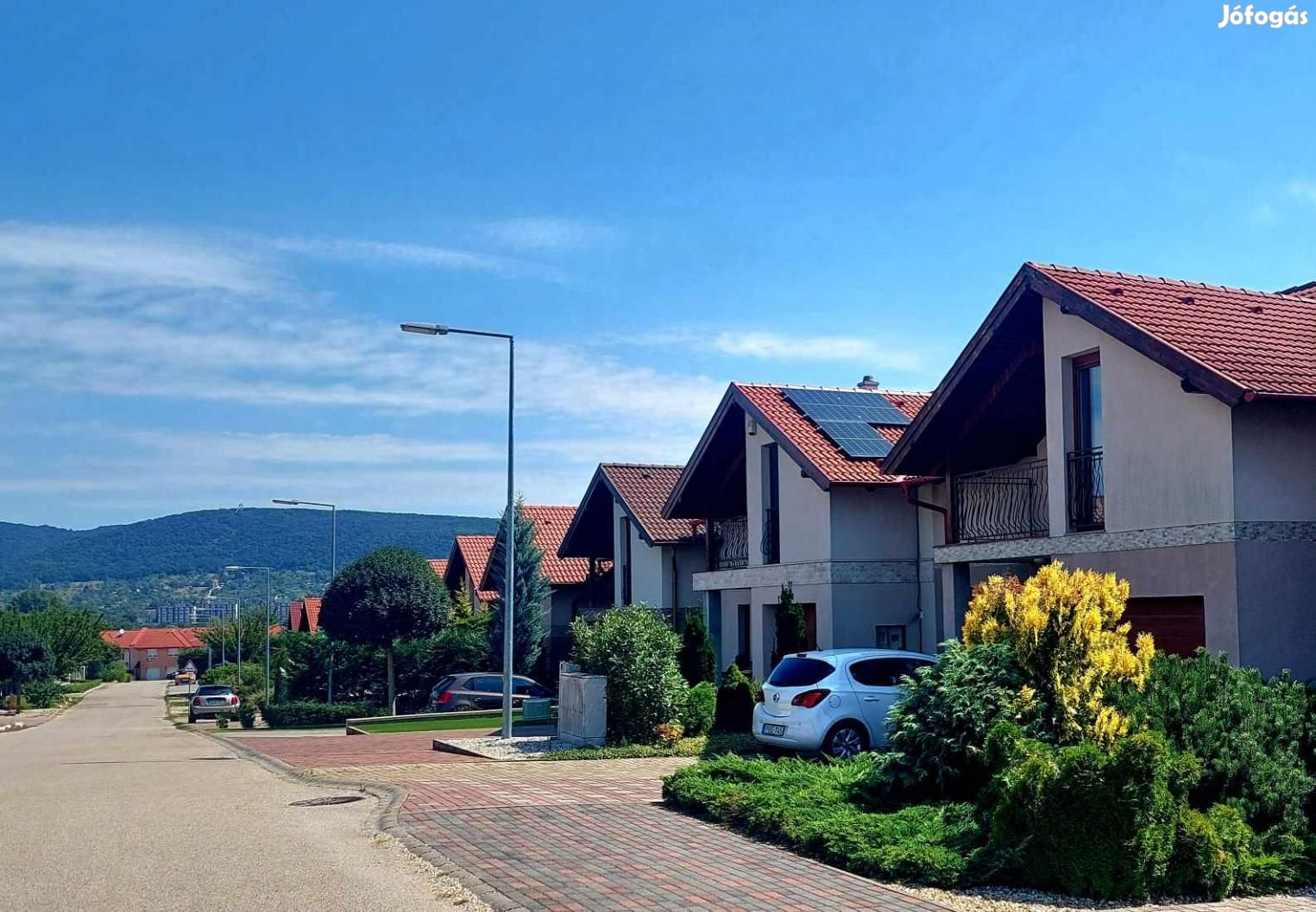 Tatabánya, 5 szobás  sorház eladó