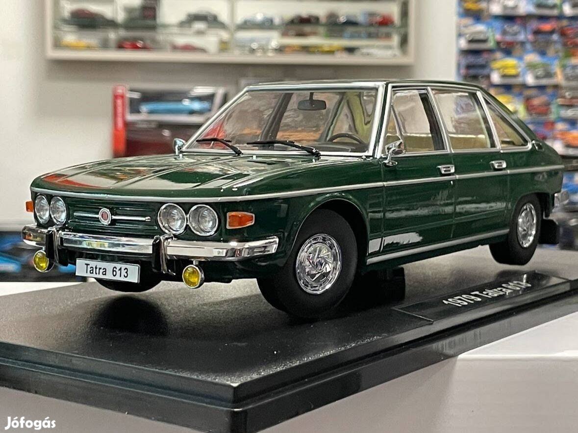 Tatra 613 1979 green 1:18 1/18 Triple9
