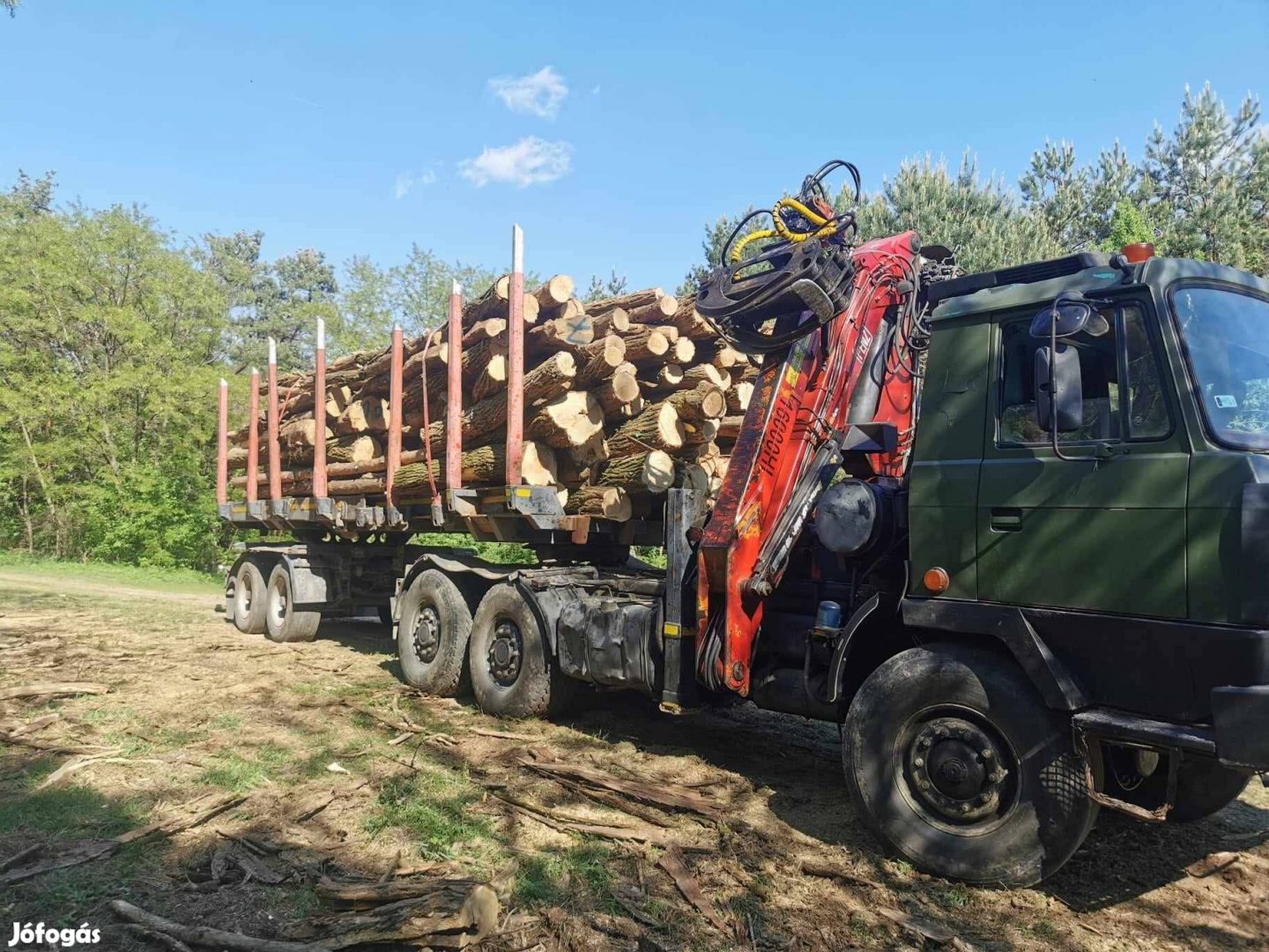 Tatra 6x6 darus nyerges