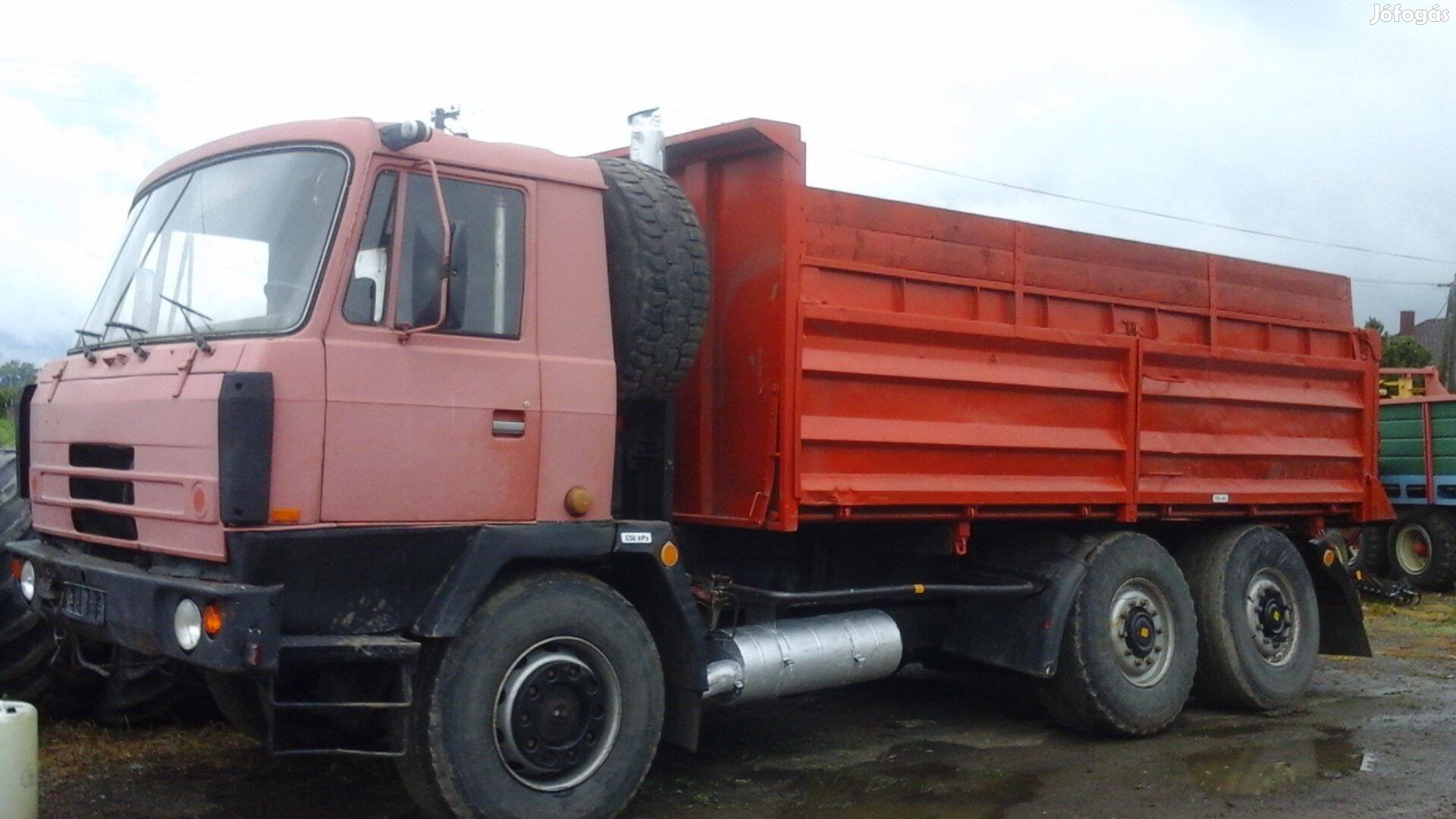 Tatra 815,3 oldalas billencs, 12t,