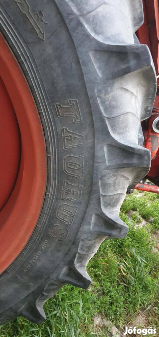 Taurus 400/75 R38 Point 7 special 15.5R38 MTZ gumi