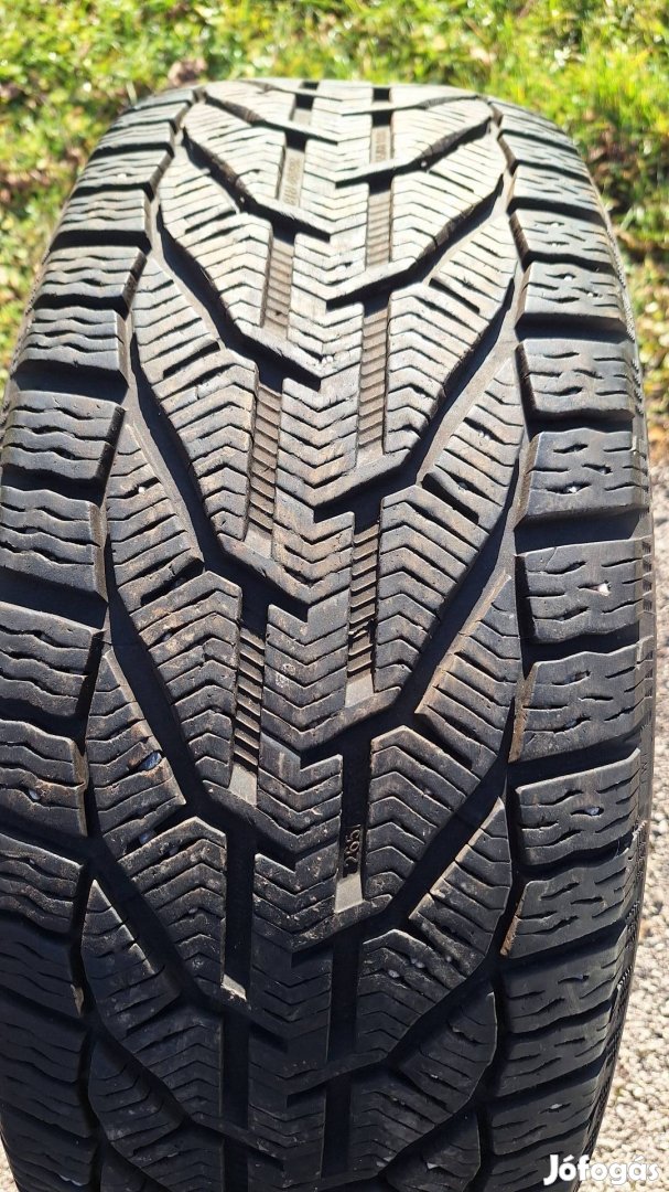 Taurus SUV Winter 265/60 R18 114H Téli Gumiabroncs