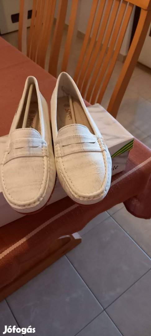Tavaszi női cipő 41méret eladó