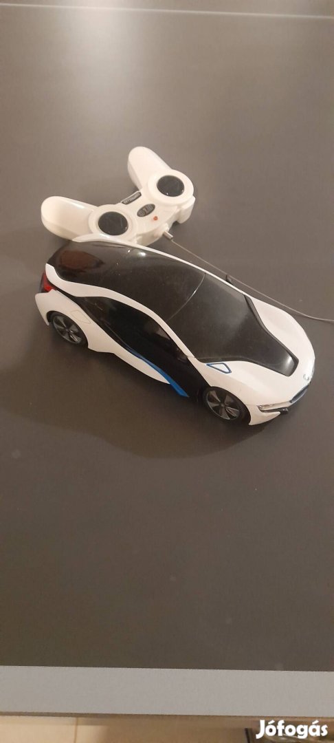 Távirányítós BMW autó