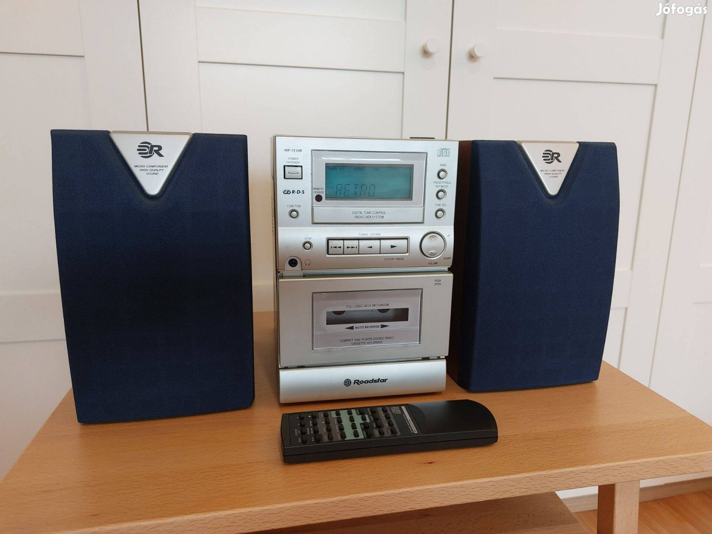 Távirányítós, programozható rádiós Roadstar HIF-7210R micro hifi