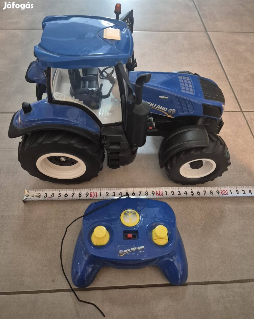 Távirányítós traktor_Maisto_New Holland