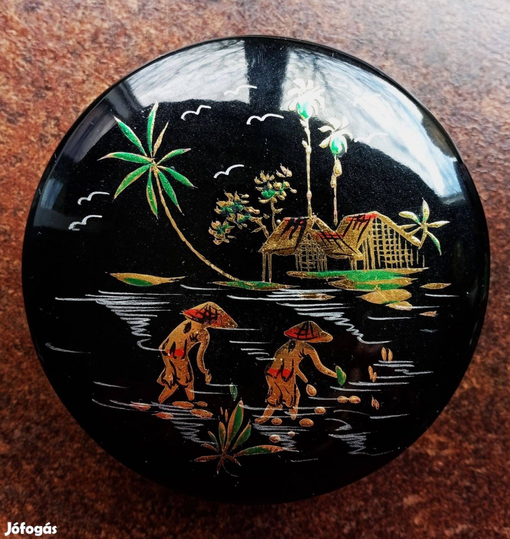 Távolkeleti lakk doboz,ékszertartó