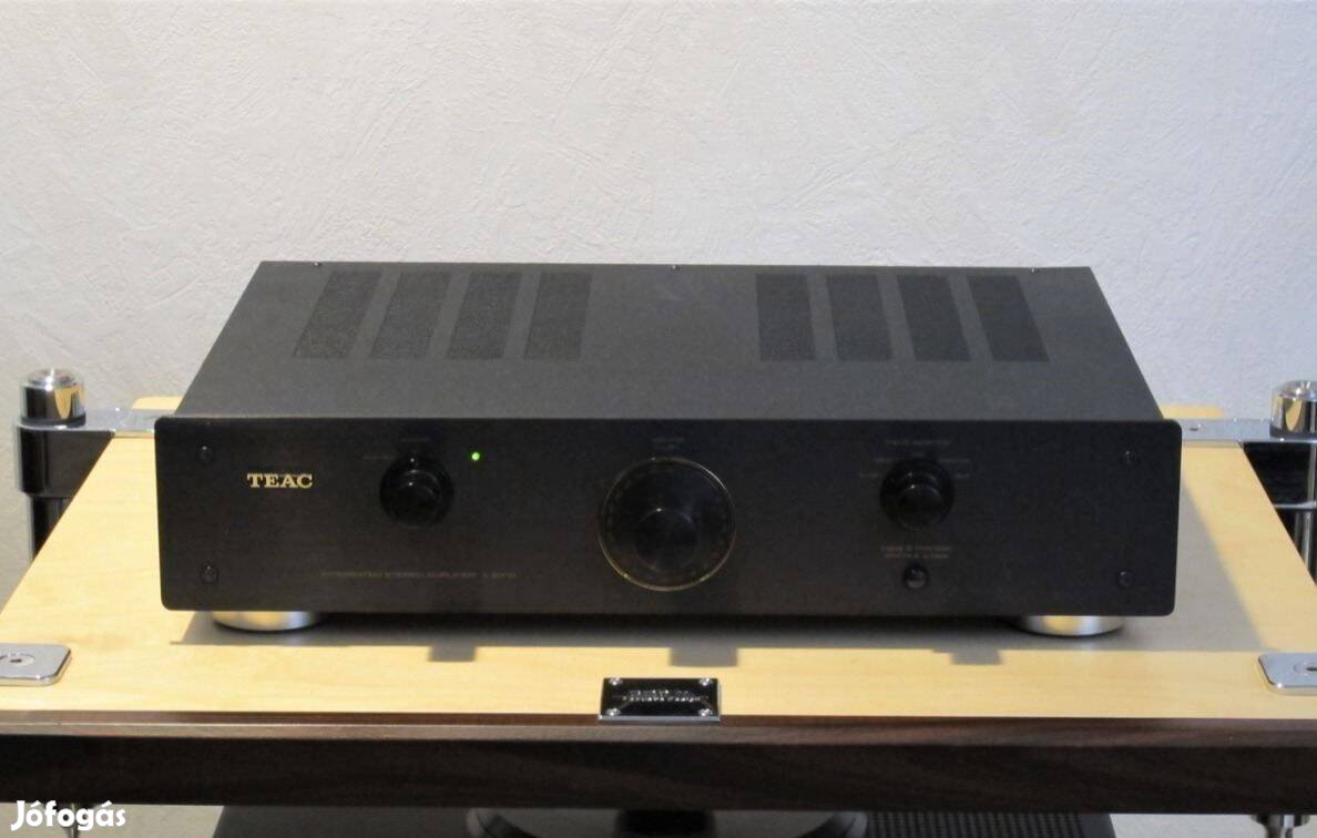 Teac A-BX10 sztereó erősítő a teac egyik csúcsmodelje