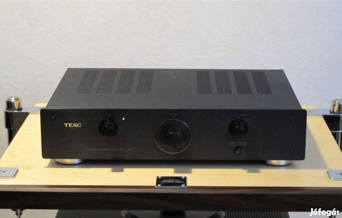 Teac A-BX10 sztereó erősítő a teac egyik csúcsmodelje