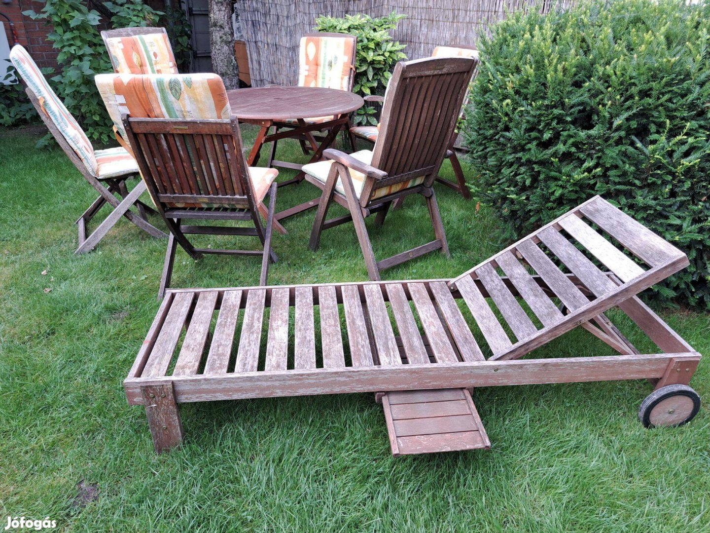 Teakfa kerti bútor - kertibútor - asztal + 6 szék + 6 párna + napágy