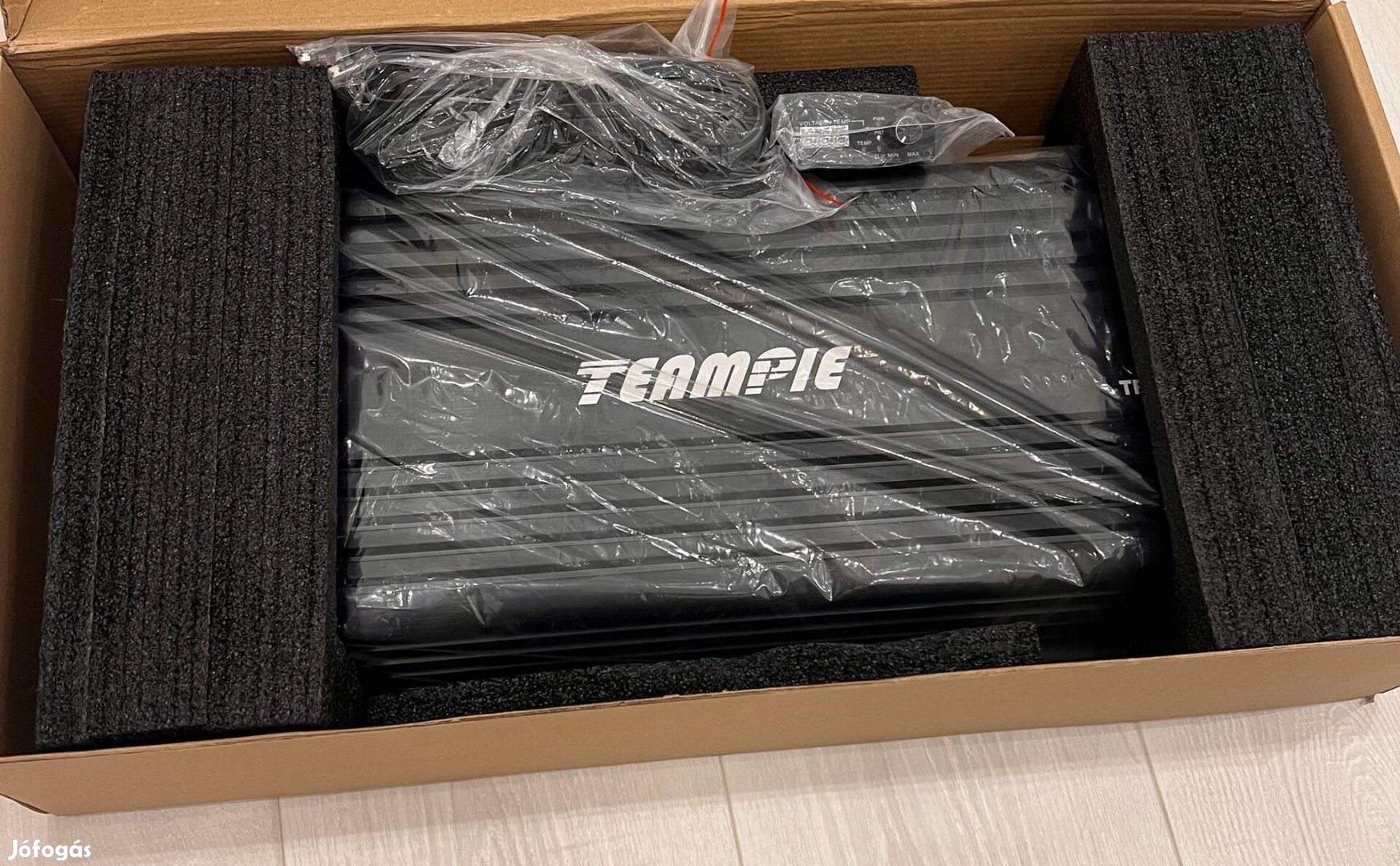 Teampie 2x1500w 1ohm, feszultseg visszajelzovel