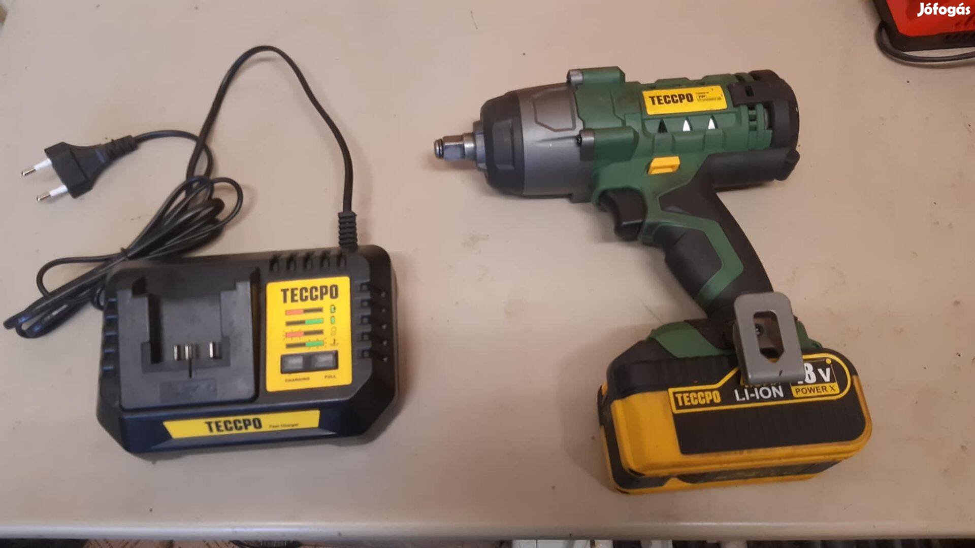 Teccpo ütvecsavarozó 18v fél colos újszerű