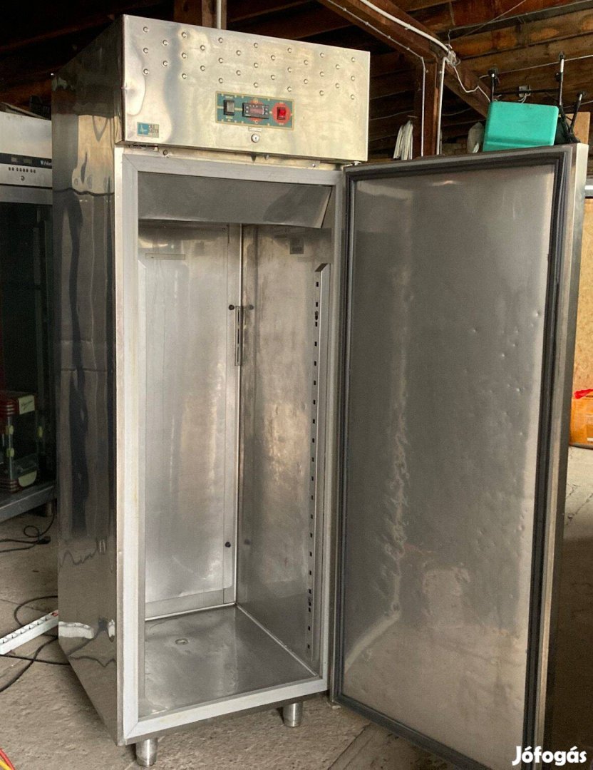 Tecfrigo háttérhűtő - rekeszes árúhoz, 600 L