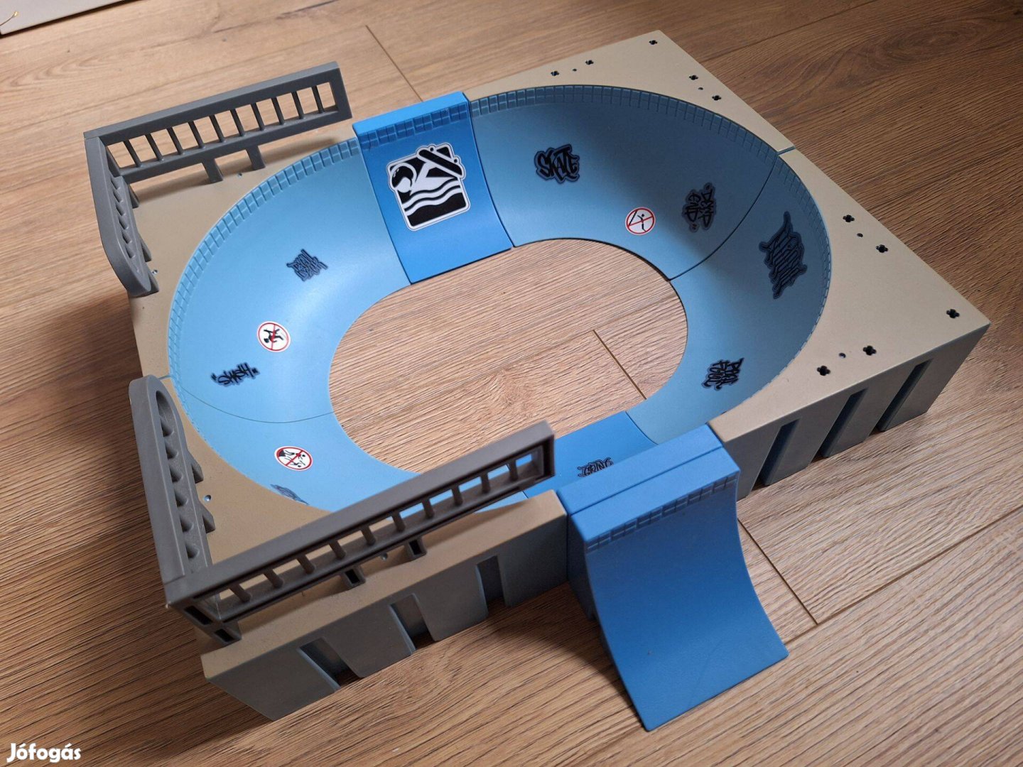 Tech Deck Mega Bowl rámpa