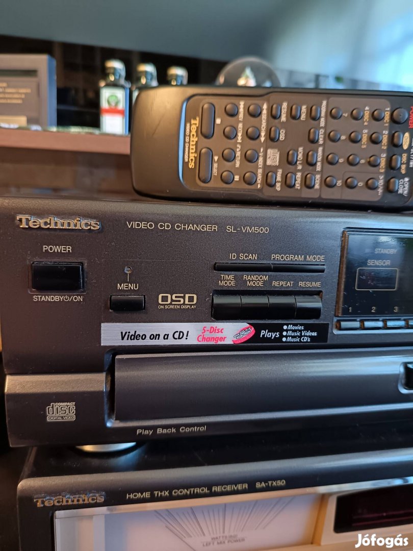 Technics 5lemezes CD/videó cd lejátszó, gyári távjával. 