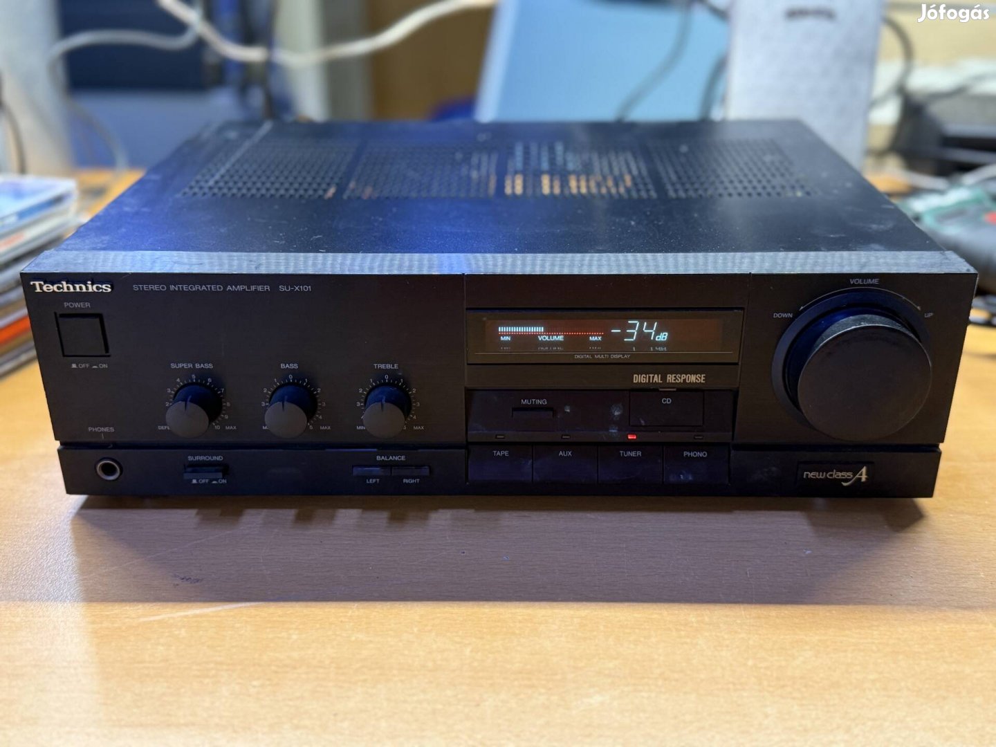 Technics MIDI méretű sztereo erősítő
