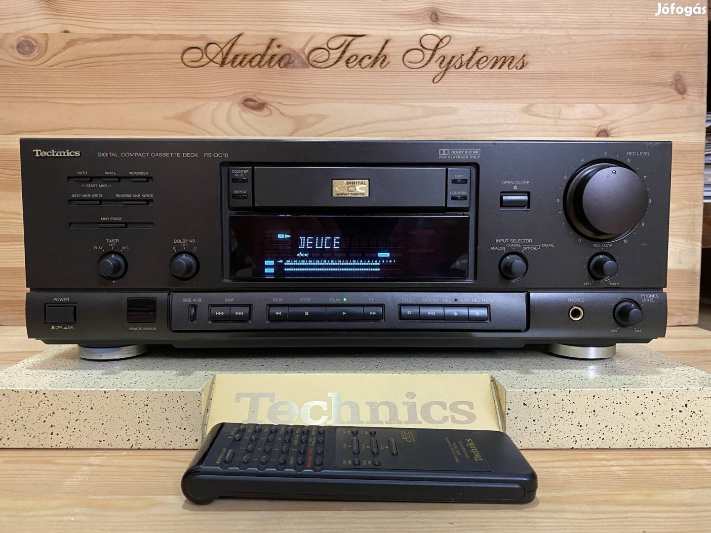 Technics RS-DC10 digitál compact kazettás deck