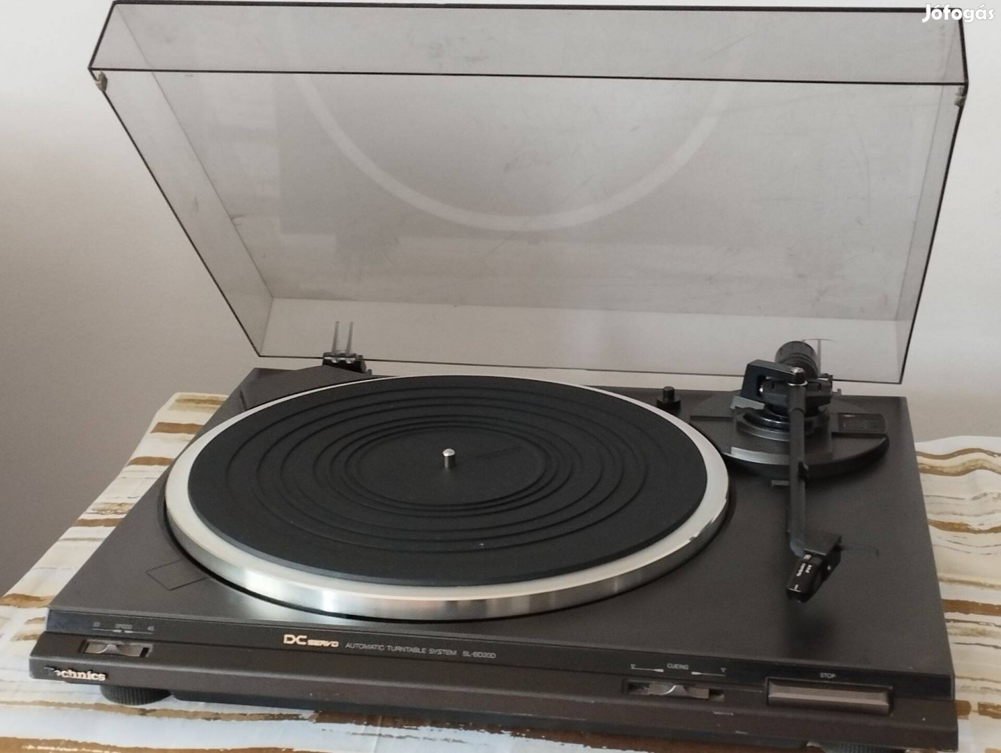 Technics SL-BD20D lemezjátszó a fotókon látható állapotban