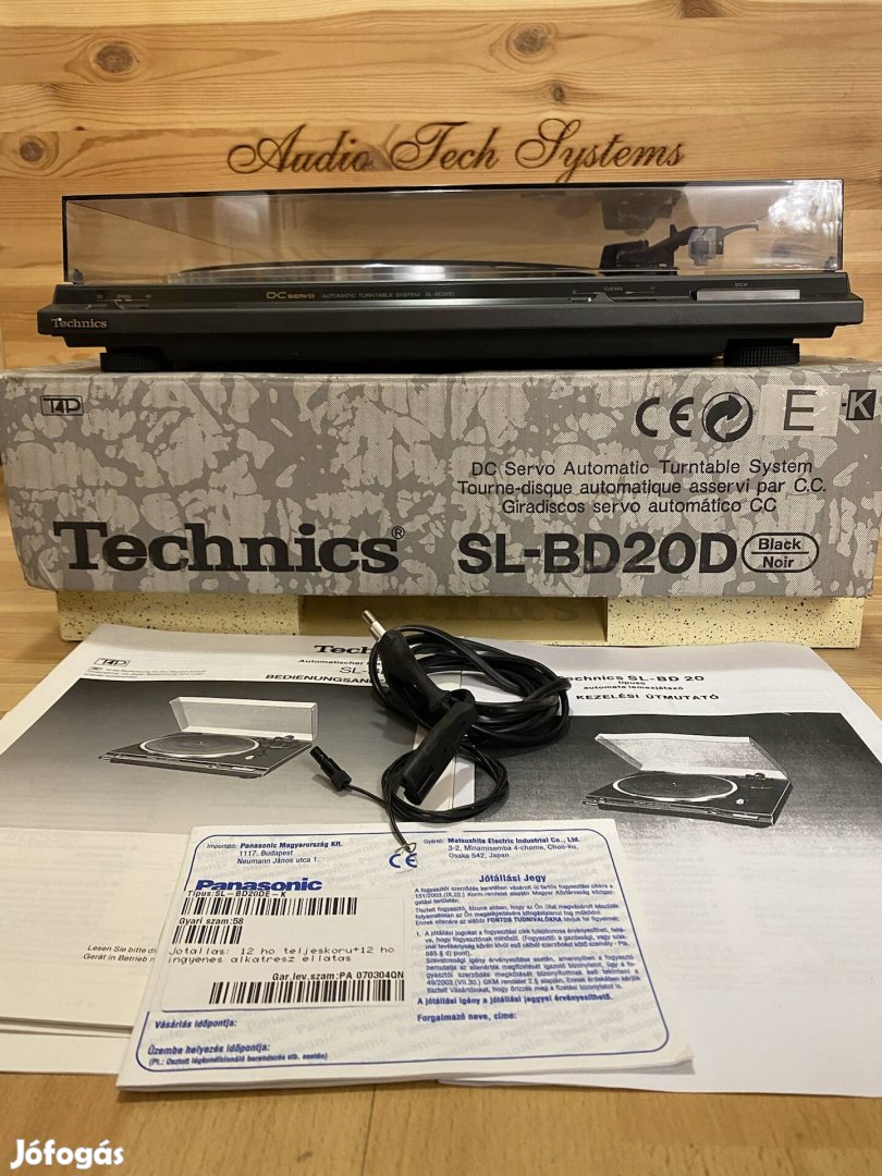 Technics SL-BD20 bakelit lemezjátszó eredeti dobozában