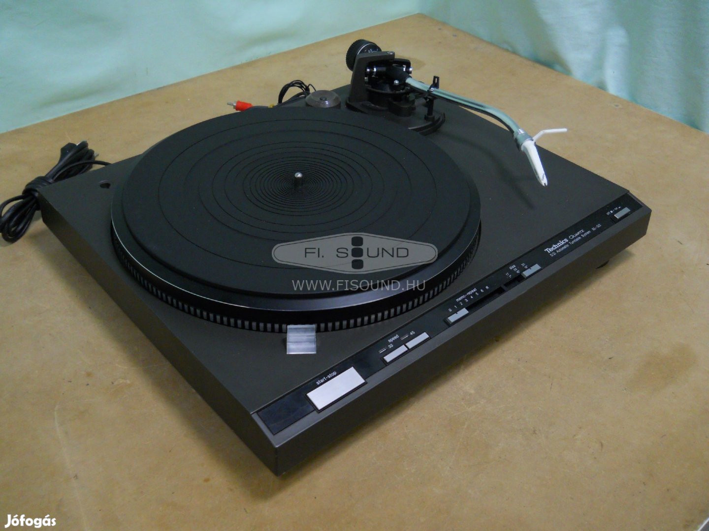 Technics SL-Q3 ,Full automata ,2 sebességes,S karos lemezjátszó