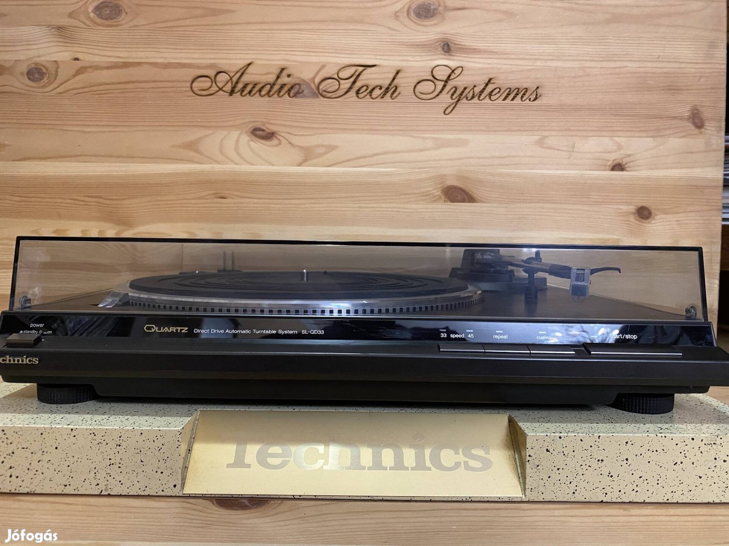 Technics SL-QD33 automata quartz vezérelt direkt hajtású lemezjátszó