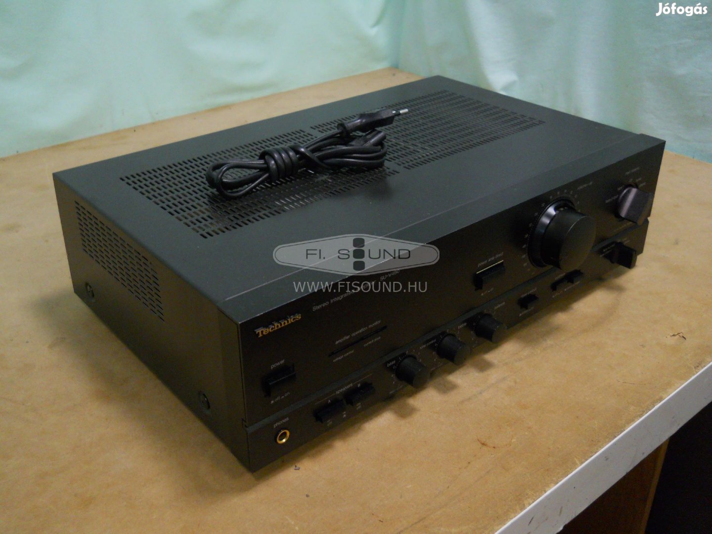 Technics SU-V460 ,2x65W,4-16 ohm,4 hangfalas sztereo erősítő