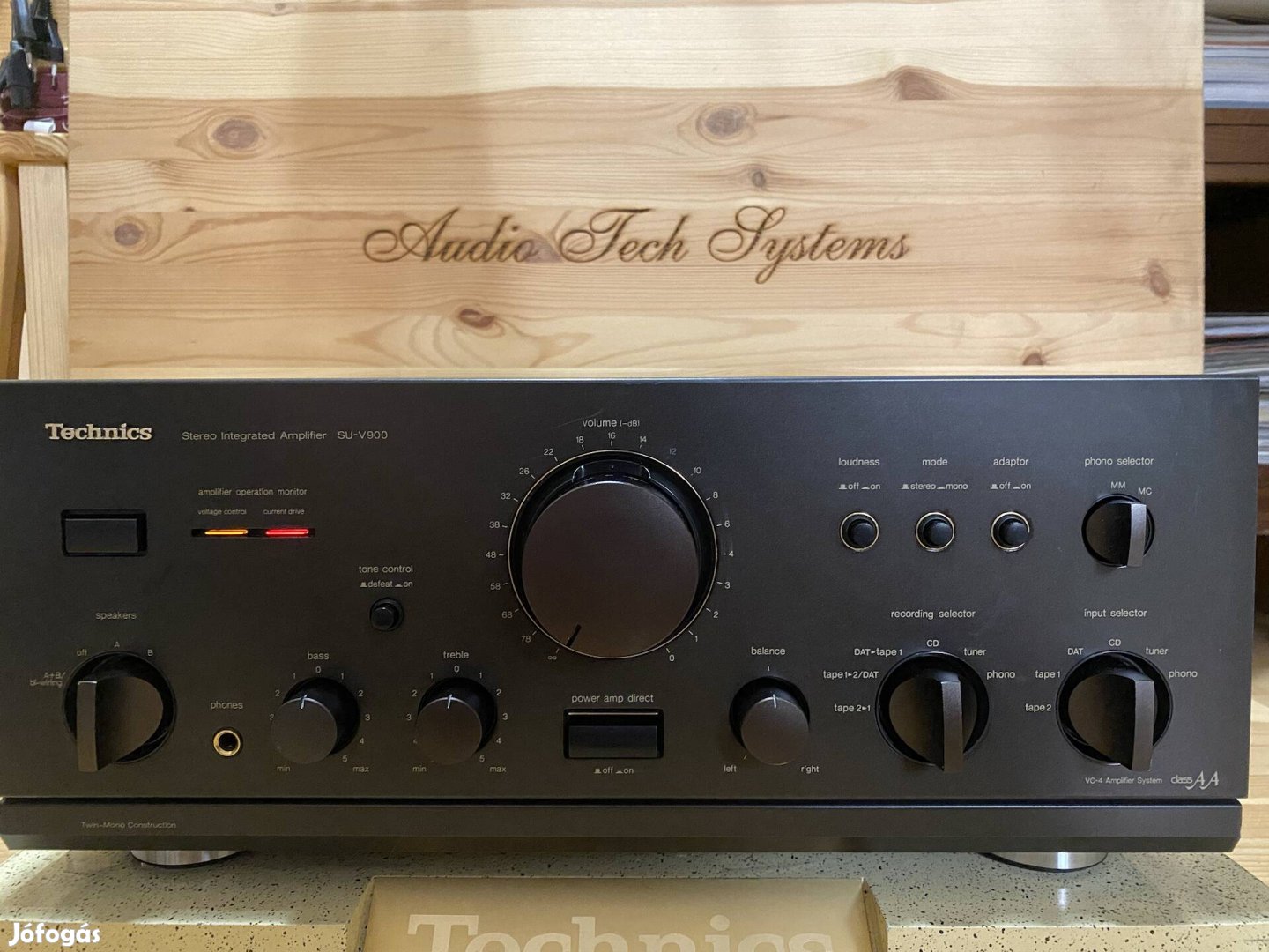 Technics SU-V900 BI-Wiring hifi erősítő.