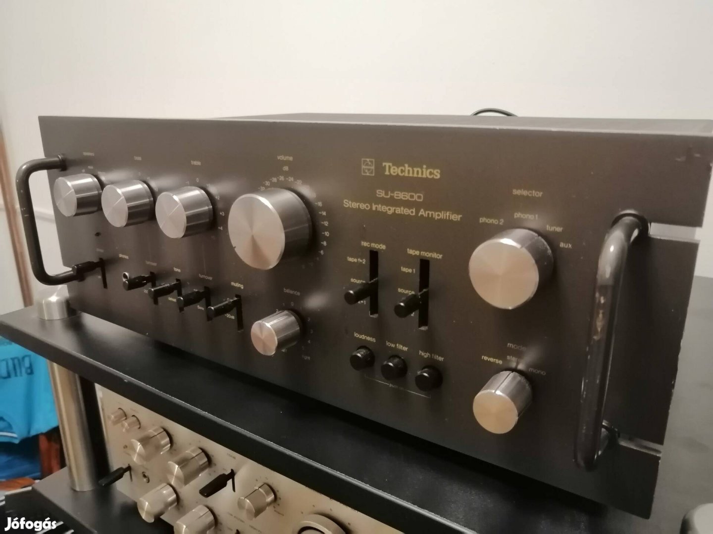 Technics su - 8600 erősítő. 