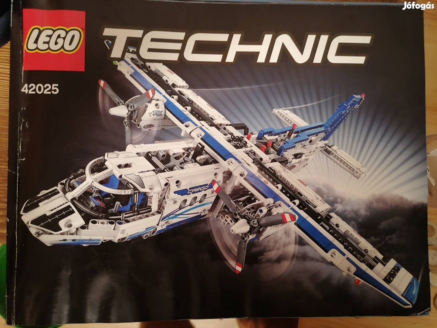 Technik lego Repülő(42025)