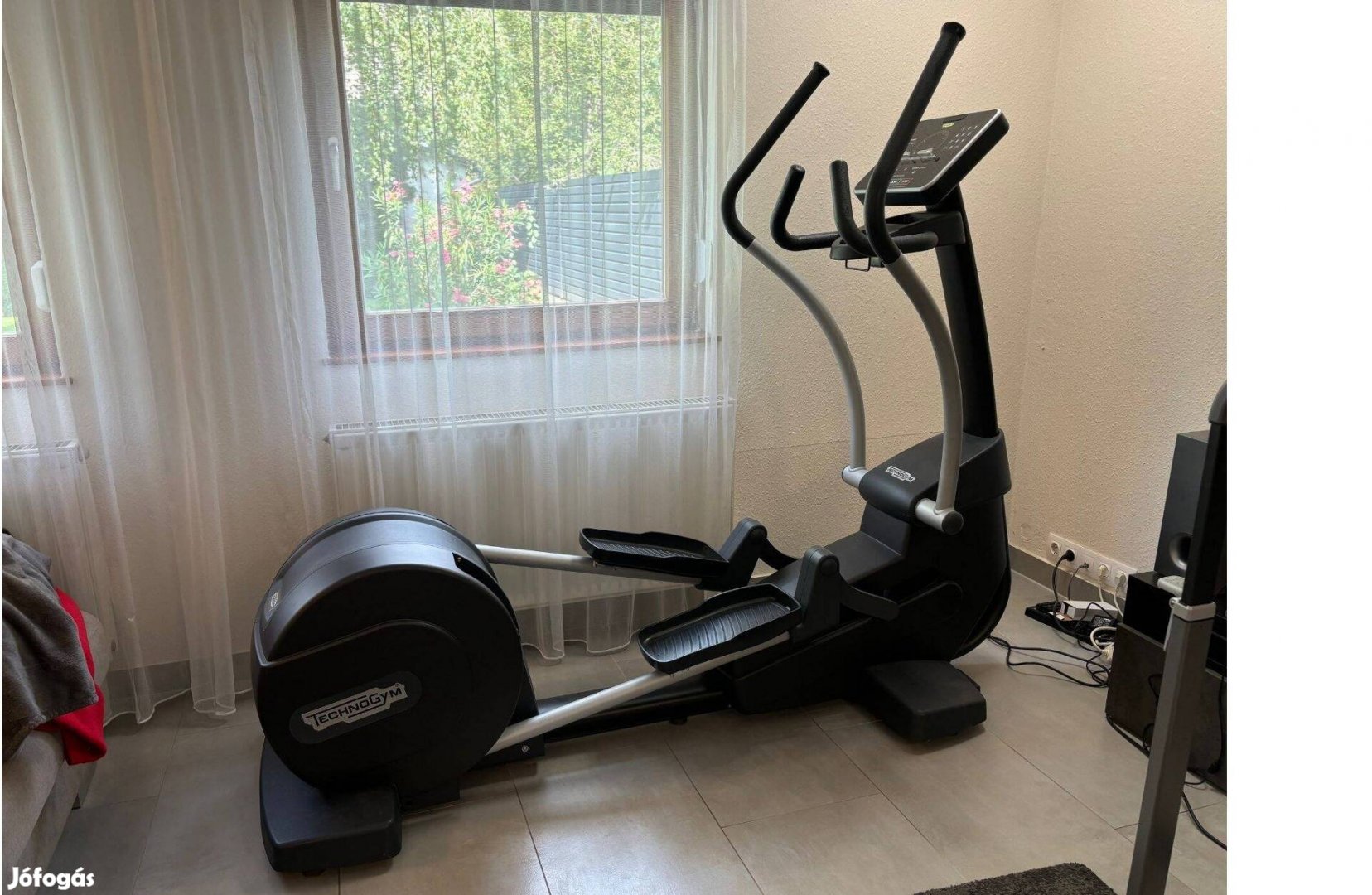 Technogym Eliptikus tréner eladó