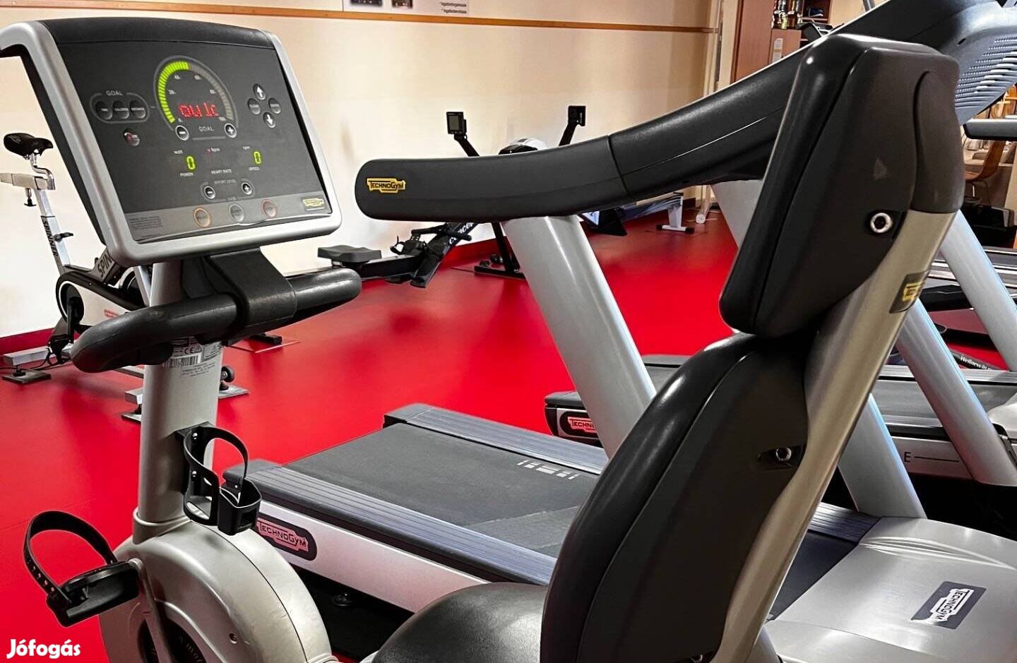 Technogym Excite Recline - háttámlás kerékpár
