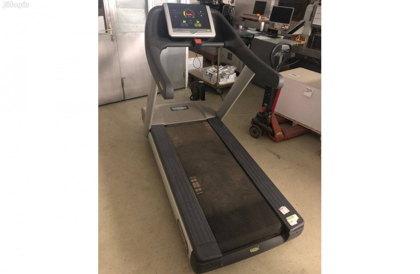 Technogym Run Excite 500 Futópad (edzőgép)