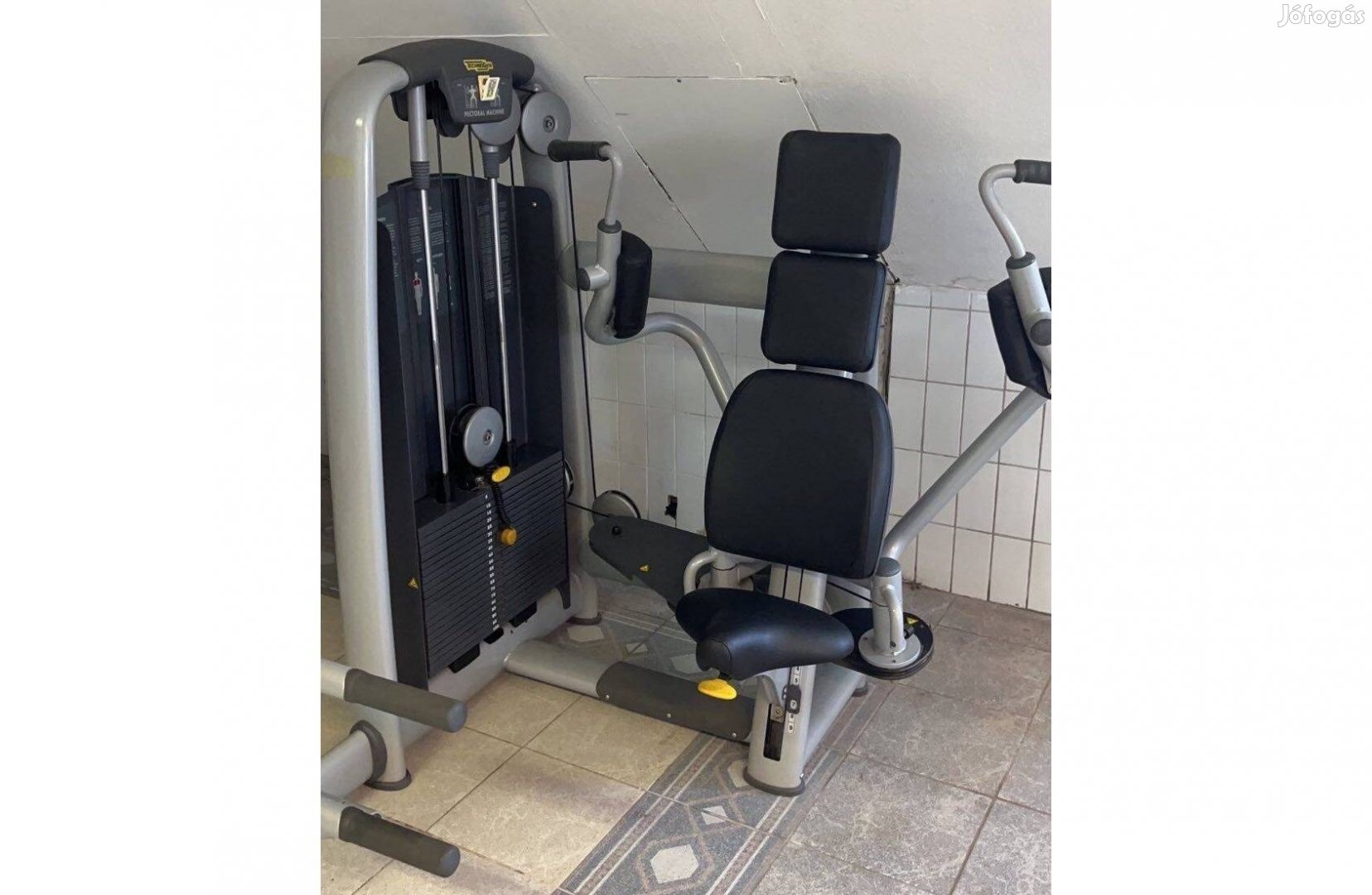 Technogym Selection Mellprés Gép ( edzőgép )